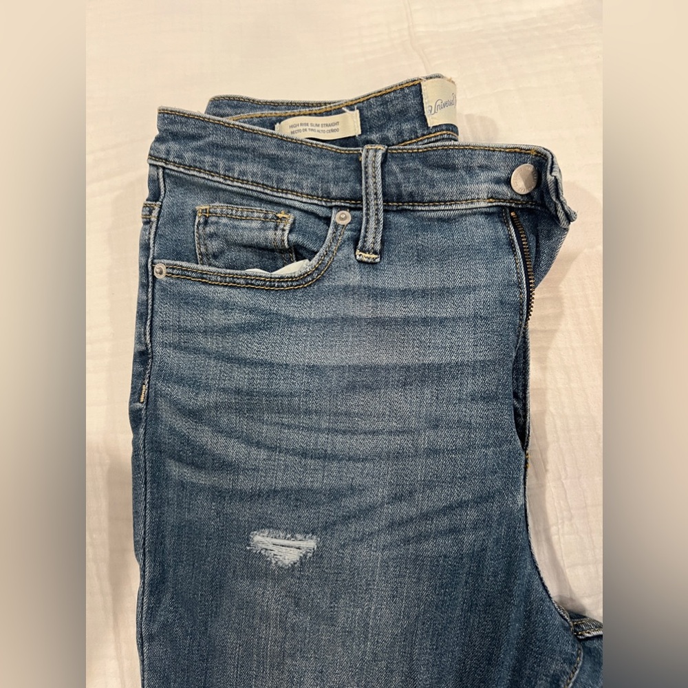 Universal thread high rise slim straight Jean